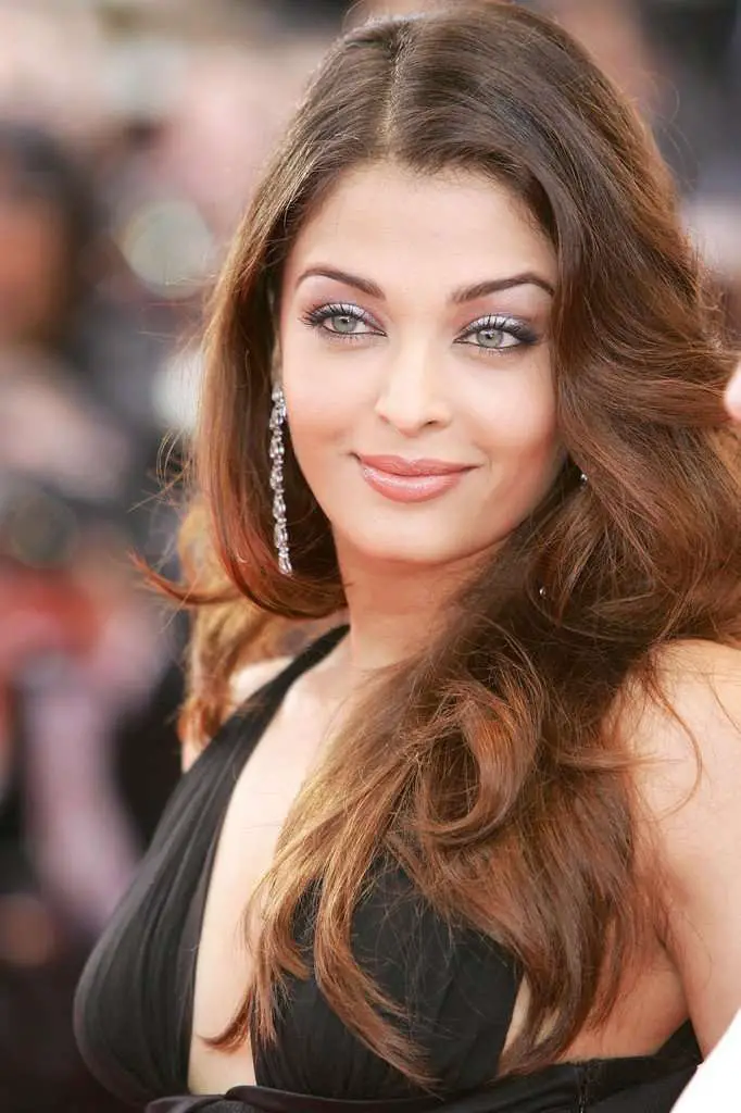 aishwarya attractive female celebrities
