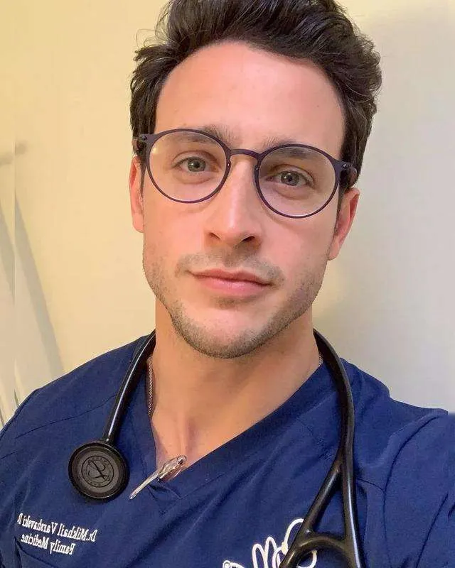 Dr. Міkhаіl Vаrѕhаvѕkі Top 7 Most Handsome Doctors You May Love To Get Treatments in 2021