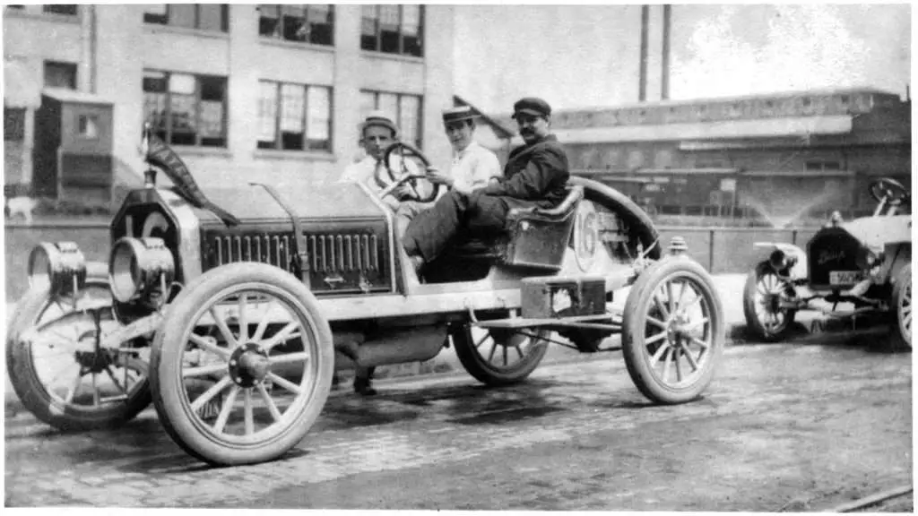 Photo of Louis Chevrolet circa 1910