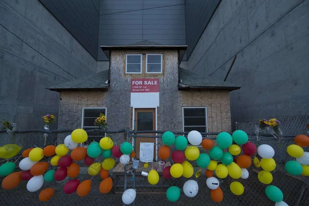 84 Year Old Edith Macefield Refused Million Dollar Offer For Save Her