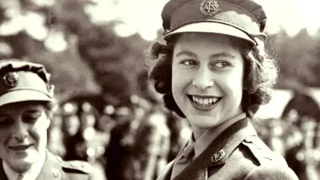 Why Queen Elizabeth known as the Princess Auto Mechanic 8
