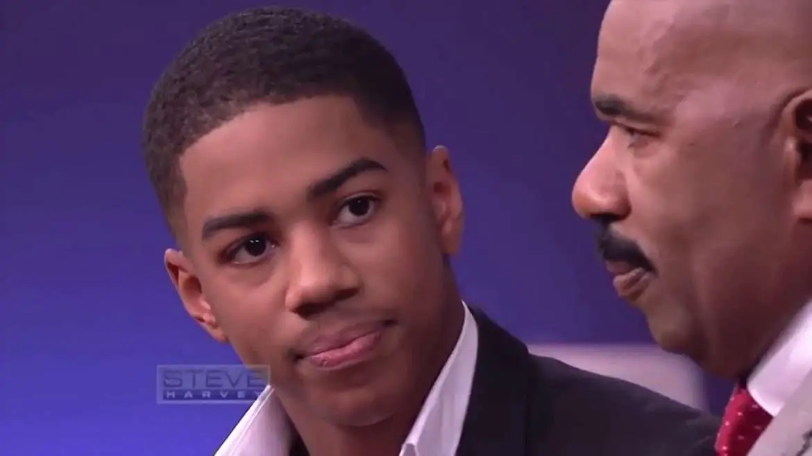 Steve Harvey Tears Up On His Show By His Son's Words About Him