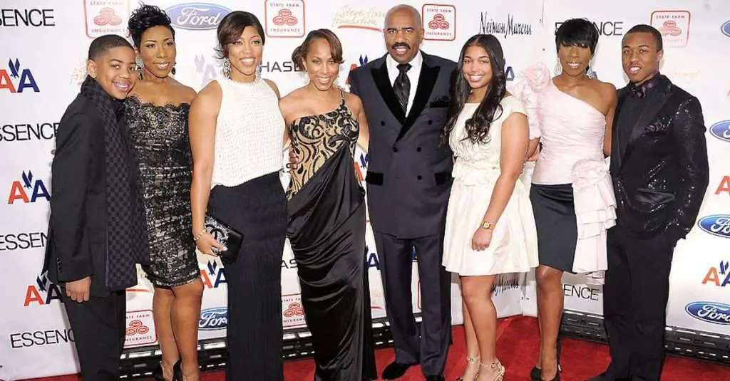 Steve Harvey Tears Up On His Show By His Son's Words About Him