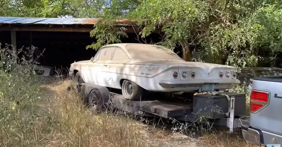 1961 Chevy impala
