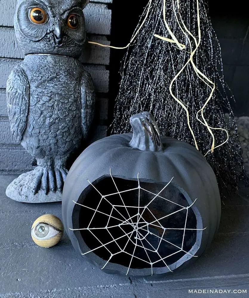 Spooky Spiderweb Eyes pumpkin