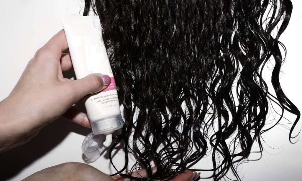 The Essential Care Routine for 3b Hair